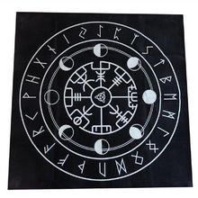 Load image into Gallery viewer, 78pcs Linestrider Tarot English Version Oracle Divination Fate Game Deck Tarot Table Board Games Playing Card With PDF Guidebook
